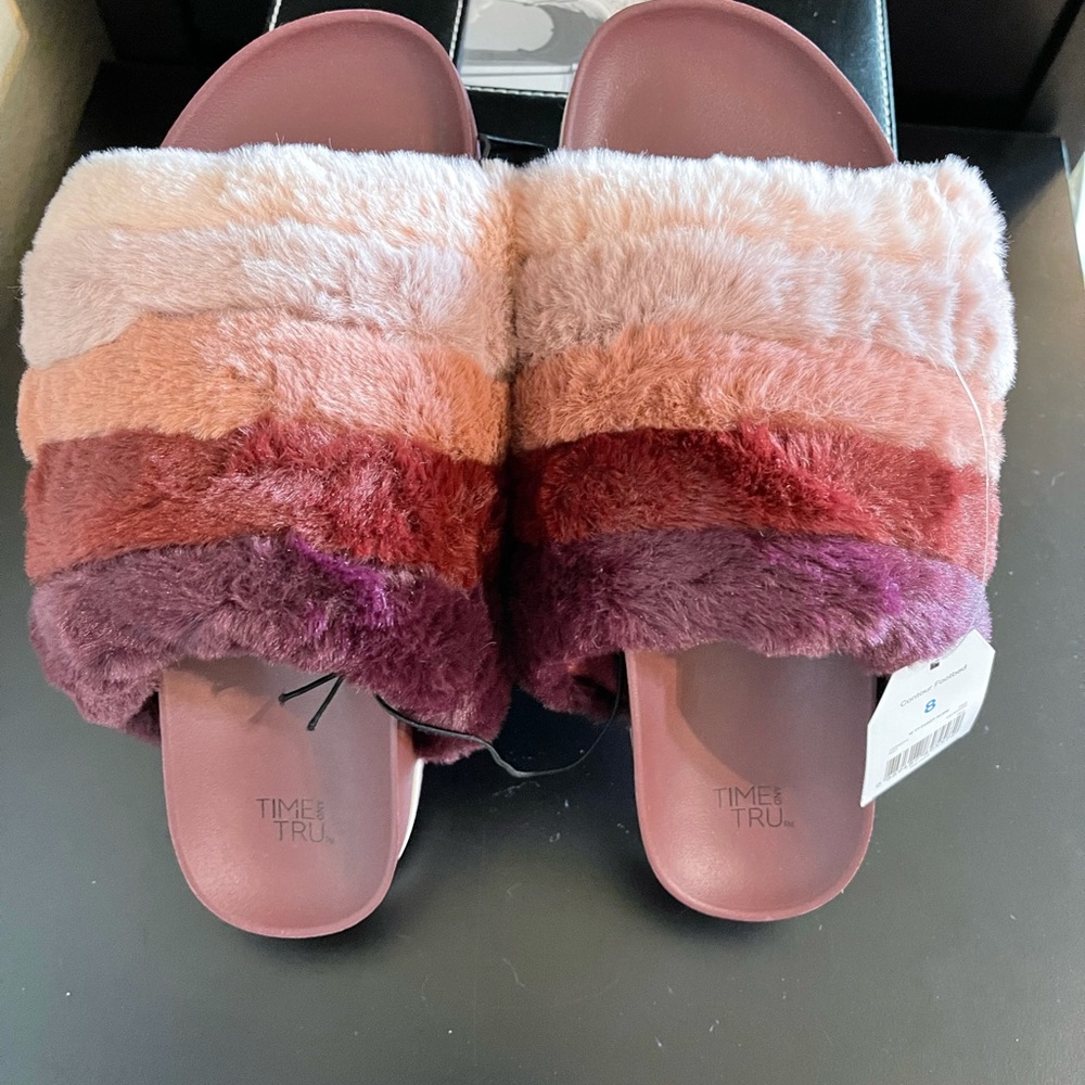 FUZZY FAUX FUR SLIDES SANDALS SLIPPERS SZ 8 NWT
